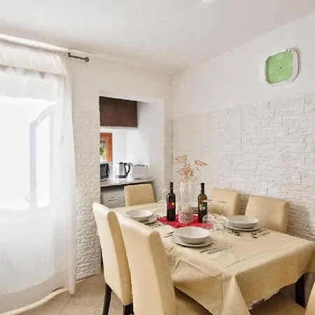 Apartamento Casa Alyssa *